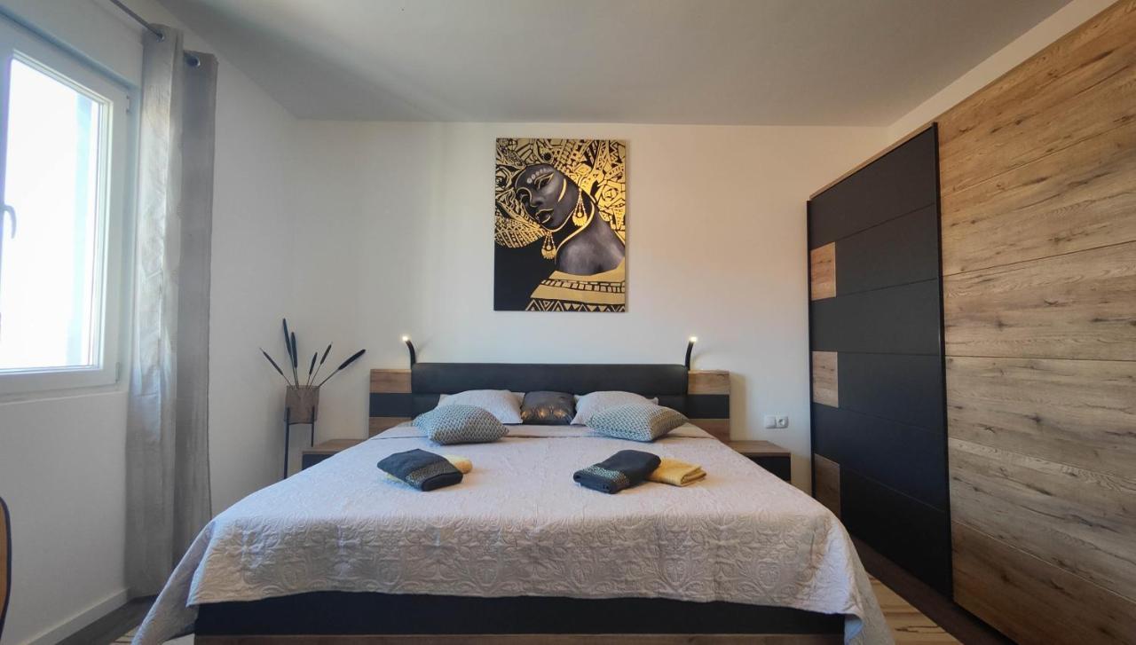 Gold And Silver Apartment Zadar Exterior foto