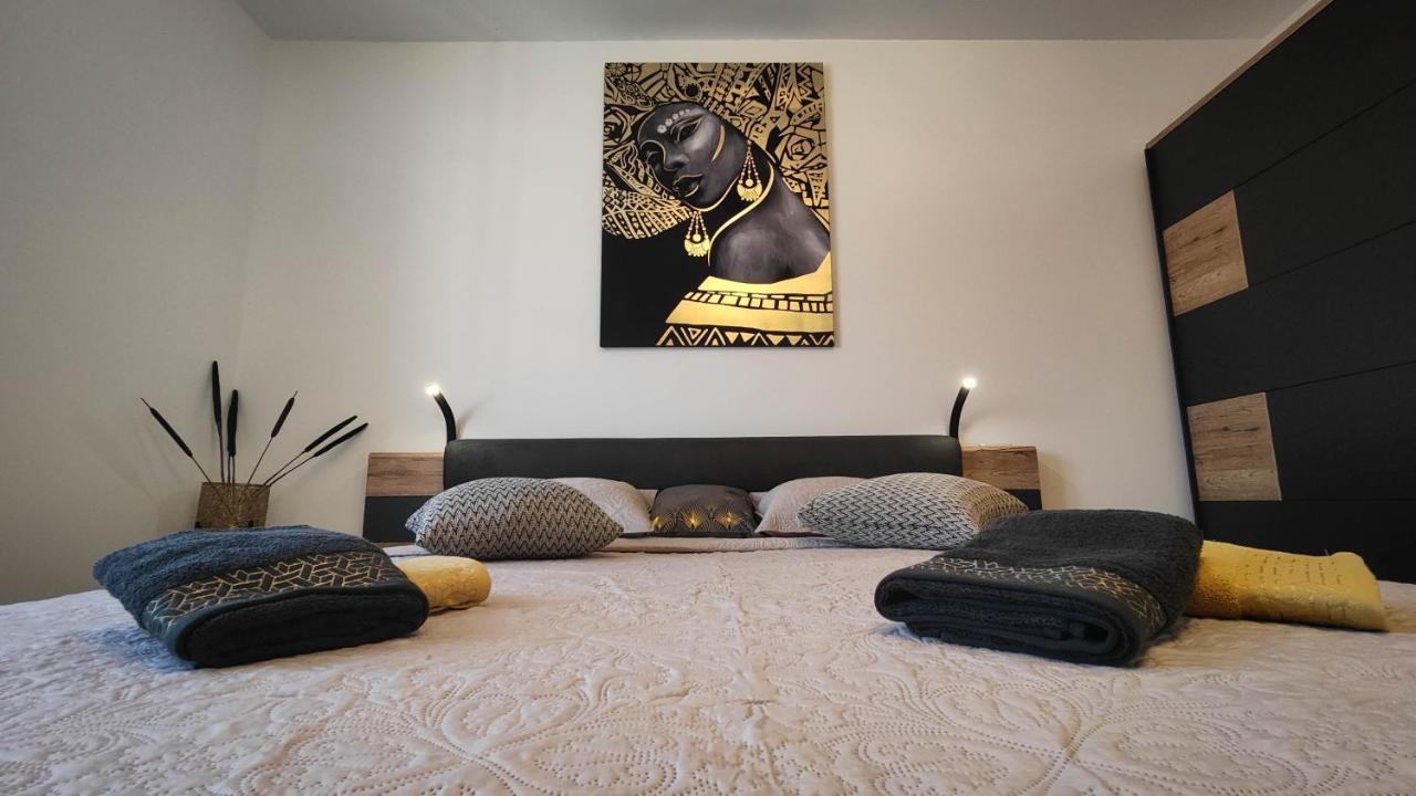 Gold And Silver Apartment Zadar Exterior foto